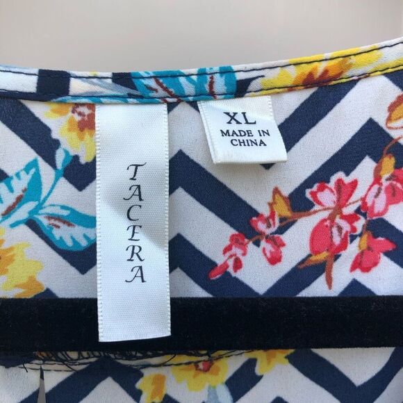 Tacera Size Extra Large (XL) Zip Front Tank Floral - Picture 3 of 3